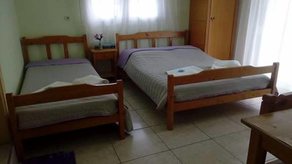 To Giouli Hotel Volos Bagian luar foto