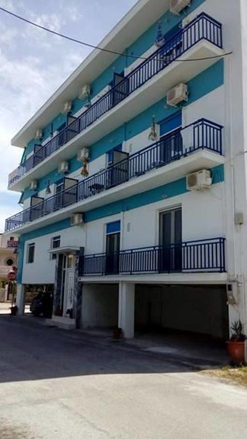 To Giouli Hotel Volos Bagian luar foto