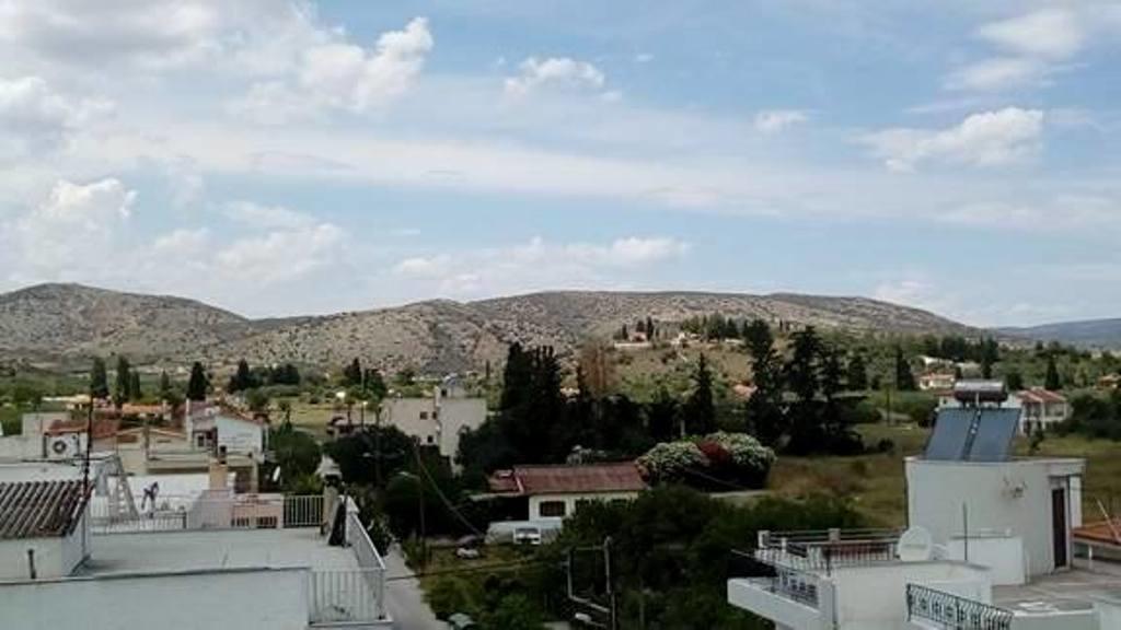 To Giouli Hotel Volos Bagian luar foto