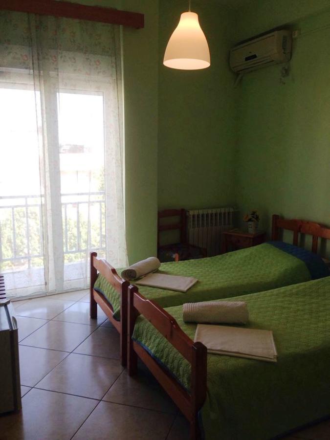 To Giouli Hotel Volos Bagian luar foto