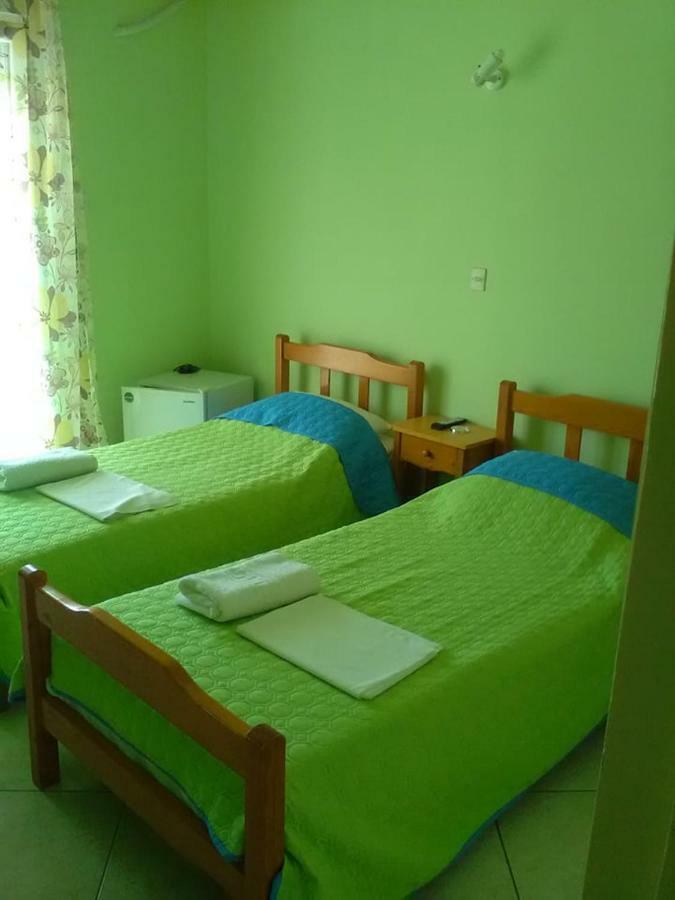 To Giouli Hotel Volos Bagian luar foto